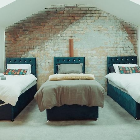 Bv Rare 3 Bedrooms At Conditioning House Bradford Perfect For Contractors Exteriör bild