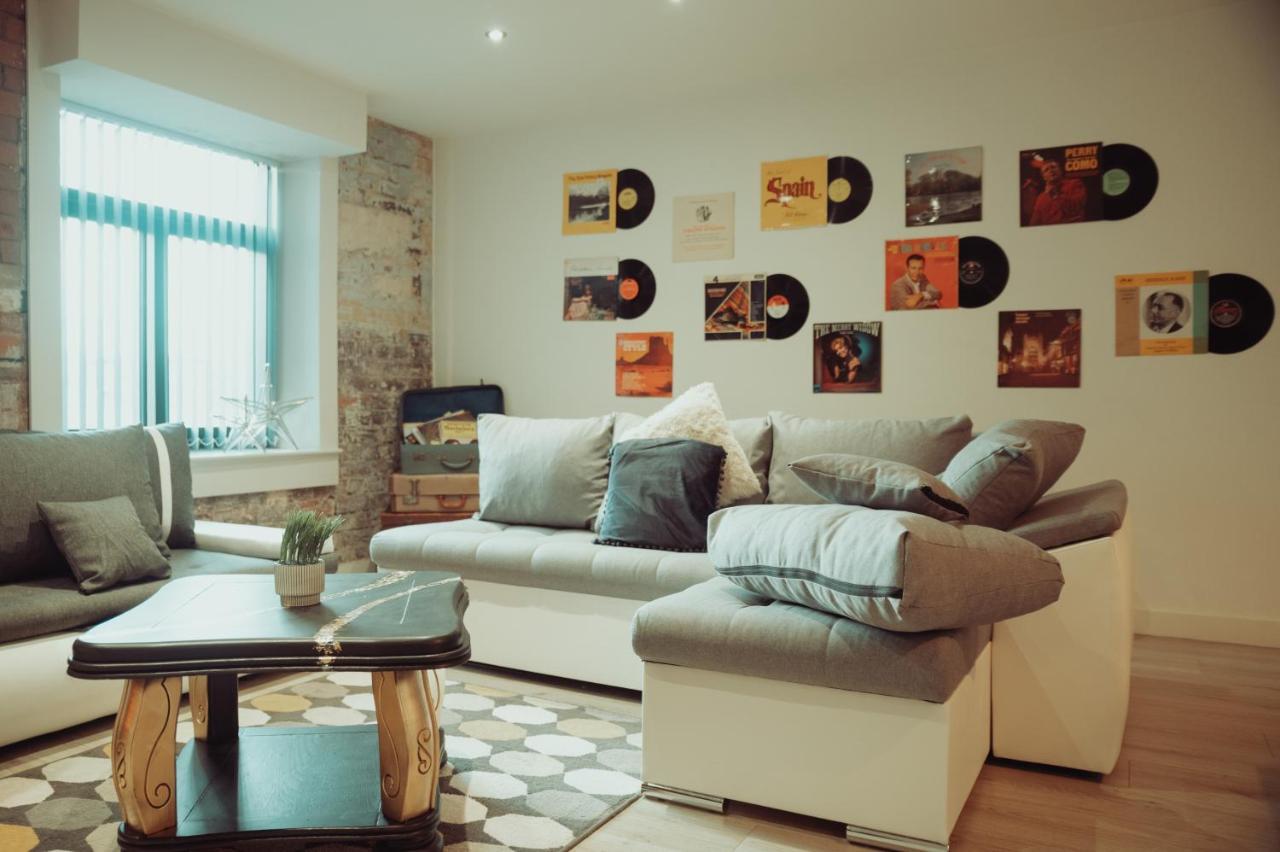 Bv Rare 3 Bedrooms At Conditioning House Bradford Perfect For Contractors Exteriör bild