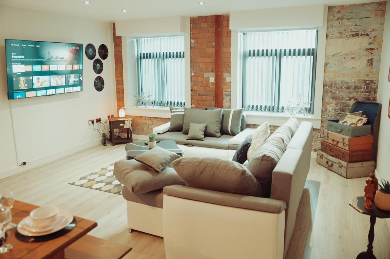 Bv Rare 3 Bedrooms At Conditioning House Bradford Perfect For Contractors Exteriör bild